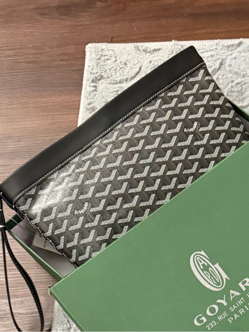 Black Go-Yard pouch